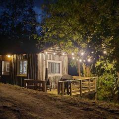 Cedar Cabin - North Frontenac Lodge