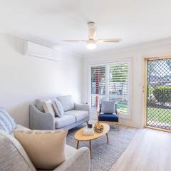 Crystal by the Bay 5 4 6 Crystal Cl air conditioned Wi Fi and close to the beach