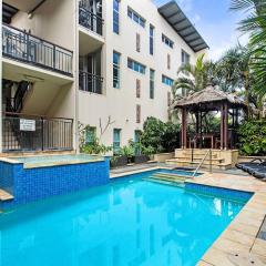 3 Bedroom Central Beachside Kingscliff Apartment with Pool