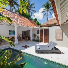 Villa Toru - Stylish luxury in Legian, tranquil location, walk to beach