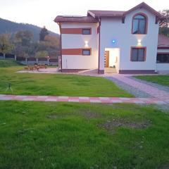 MONADIN Villa Relax & Spa