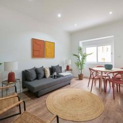 Spacious & Light-Filled 4BR Apartment By TimeColer