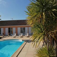 Villa grand communal, piscine, 18km de Bordeaux