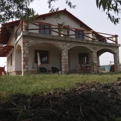 Alsoveto Apartment