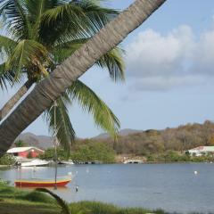 Lagoon Terrace grand studio