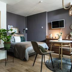 Cozy modern studio in Prague's absolute center