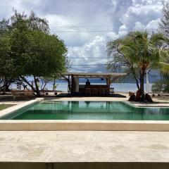 Juliantos by the sea