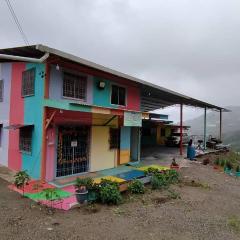 MAK Homestay UPSTAIRS with 5 Bedrooms