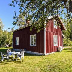 Nice Home In Munkedal With Lake View