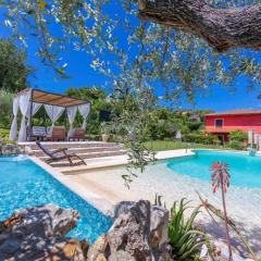 La Casa Fra gli Ulivi - Piscina e natura, relax vicino al mare tra Cinque Terre e Toscana