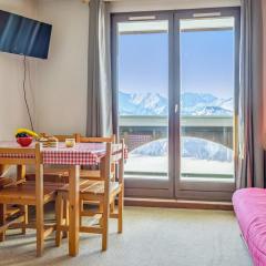 Charming flat with balcony and splendid view - Welkeys