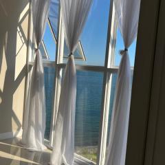 Large Luxurious Beach Front at Bayfront Villa
