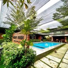 Petak Padin Cottage by The Pool