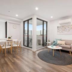 Boutique Heidelberg Heights 2BR Apartment 105