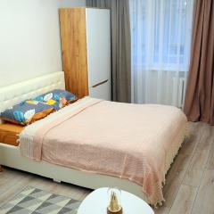 BoHo Apartment near Center!