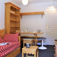 Appartement cosy 2 pièces, bien équipé, accès facile aux pistes - 6 couchages, animaux admis - FR-1-330-511