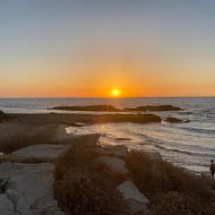 Sunset and sea view, wifi and more