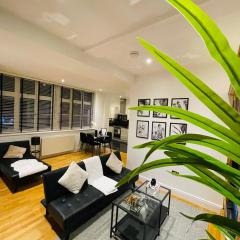 Luxury Apartment in Central London Near Big Ben, Buckingham Palace and London Eye