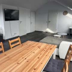 Unique geräumige 2 Zimmerwohnung in Tuttlingen mit Netflix, Sauna und Fitness