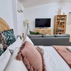 • Cottage 1851 • Boutique in Brown Hill