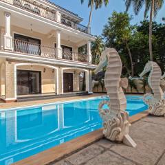Private Luxury Home With Spacious Design