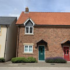 Seaside Cottage at The Bay Filey, sleeps 4, 2 dogs welcome for free too