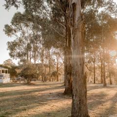 Eight Acres Lakes Entrance