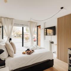 Luxurious Private Studio Amsterdam Zuid