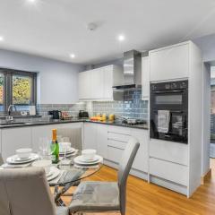 Isabel's wing! A stunning 2 bedroom Property