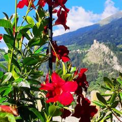 Burg Laudegg Blick