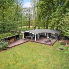 Stunning Home In Kruså With Wifi