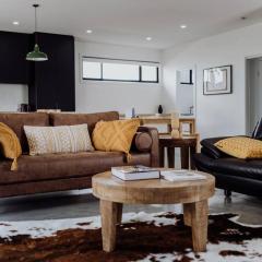 Scandi at Stieglitz Sleeps 6 Modern & Stylish