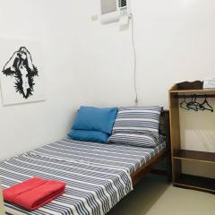 Queen's Room Rental 3