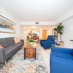 2Bed 2 Bath Airbnb Friendly building with Pool, Hot Tub, and Gym