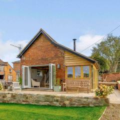 The Cider Barn, Luxury for 2 with beautiful views.