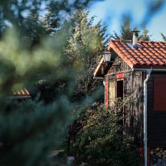 Casa Rural La Canadiense Log Cabin