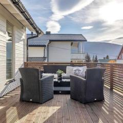 Polar Arctic Luxury House - Free parking