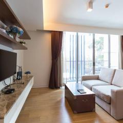 5 stars 1 BR with Bathtub in Bangkok Downtown Near Emquartier Shopping Mall