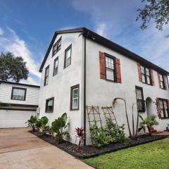 1926 4-Bedroom House w/Private Yard & Huge Deck