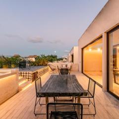 403 Stunning rooftop apartment for couples w/private pool