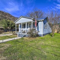 Pet-Friendly Charleston Home with Fenced Yard!