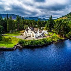 Lochside House