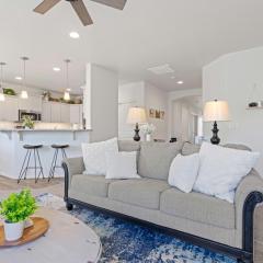The Explorer! Extra Game Room, Fire pit Sleeps 10!