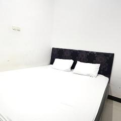 OYO 92100 Kost Biru