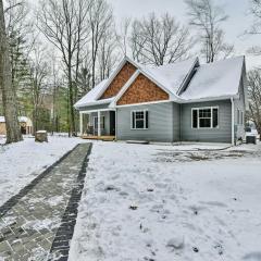 Pet-Friendly Wixom Lake Home with Deck!