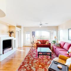 Vistoso Condo #211B