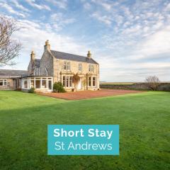 Easter Kincaple Farmhouse, Sleeps 16, St Andrews