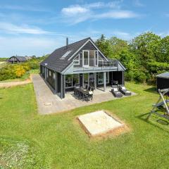 Nice Home In Skjern With Kitchen