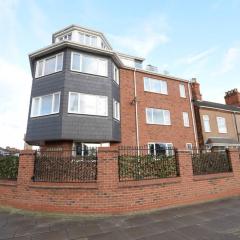 Spacious 2 bedroom apartment Cleethorpes