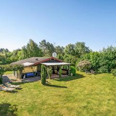 Three-Bedroom Holiday Home In Rodby